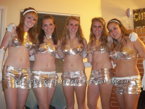 duct-tape-fembot-costume-for-a-group-of-girls-29179-800x600.jpg